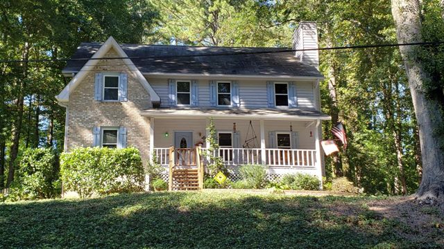 repainted exterior of home in kennesaw - before
