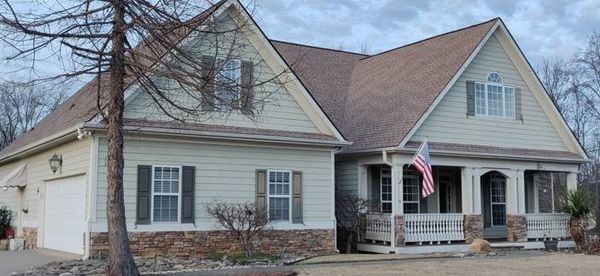 photo of home in alpharetta before being repainted