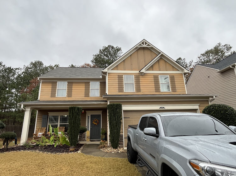 photo of exterior of home in cartersville ga