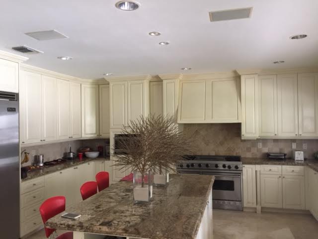 Kitchen Cabinet Painting Project