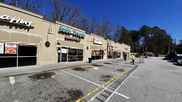 strip mall in dunwoody before