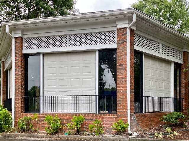 repainted office building in sandy springs georgia before - certapro painters of dunwoody