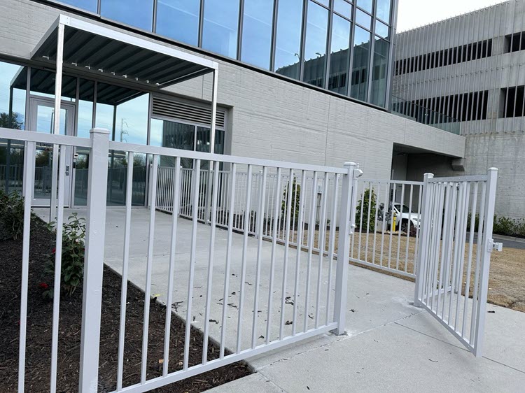 repainted commercial fence in sandy springs ga