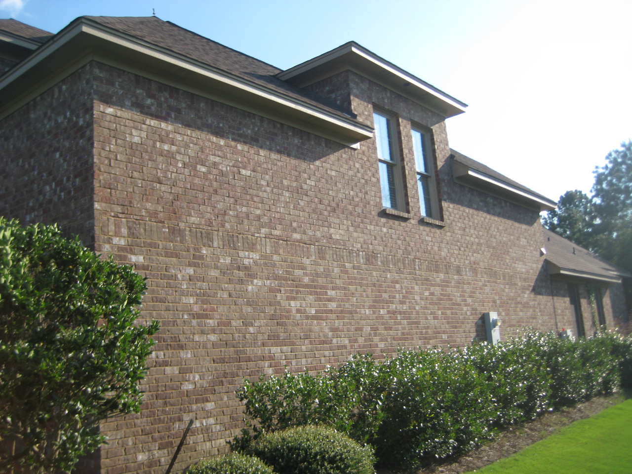 Lake Caroline – Madison, MS | Exterior Painting Before