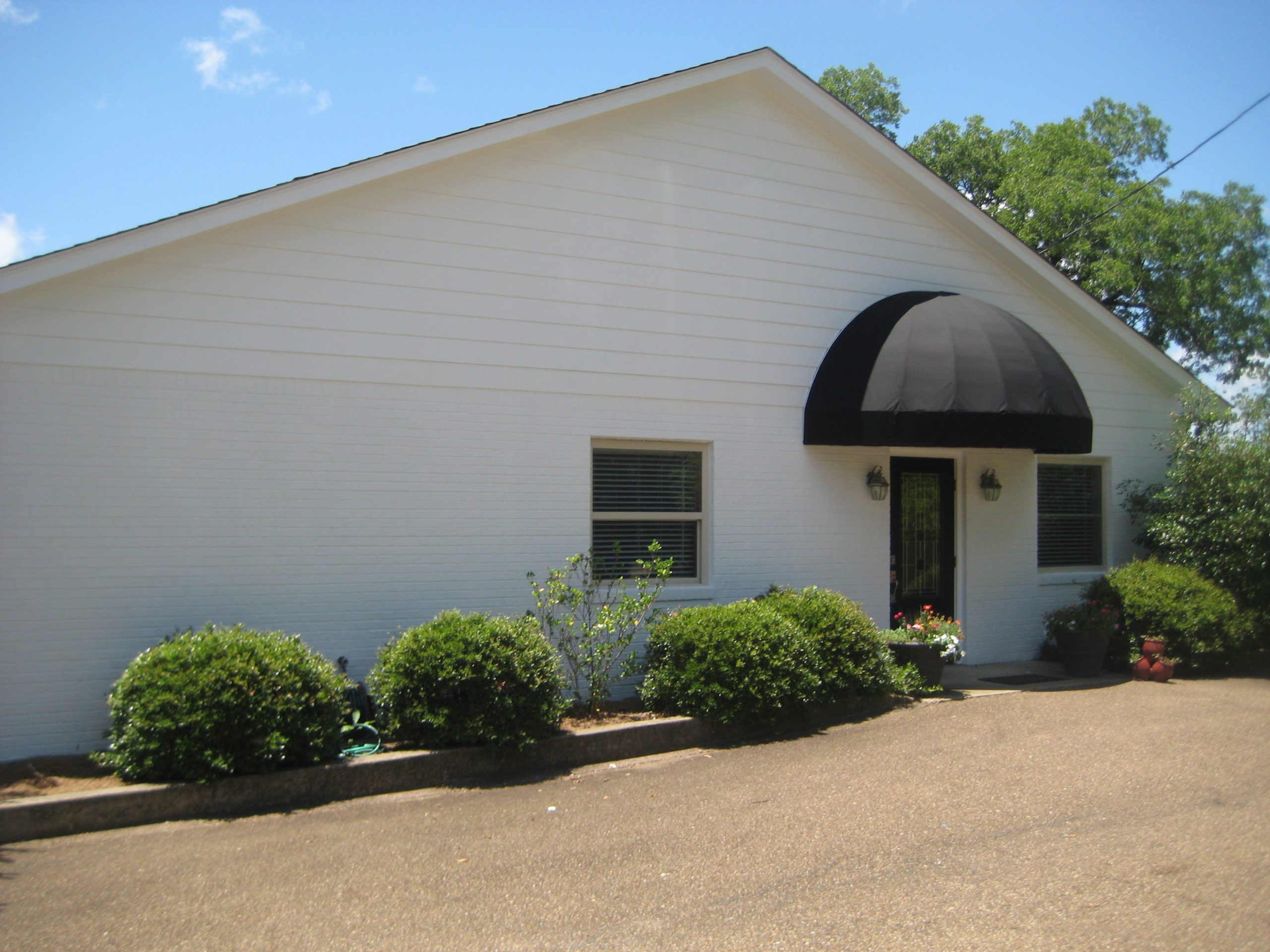 Albert J Singletary, DMD, Inc – Crystal Springs, MS | Exterior Painting After