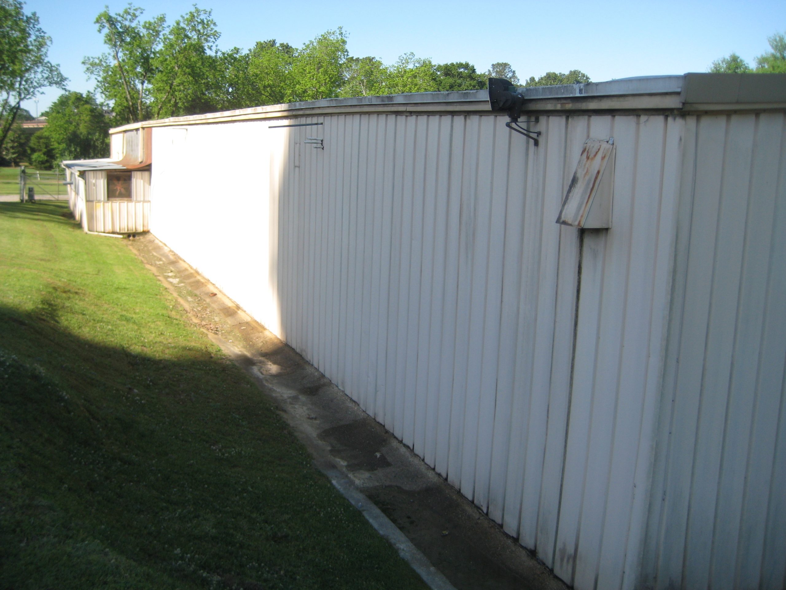 Commercial Exterior Painting – Madison, MS Before