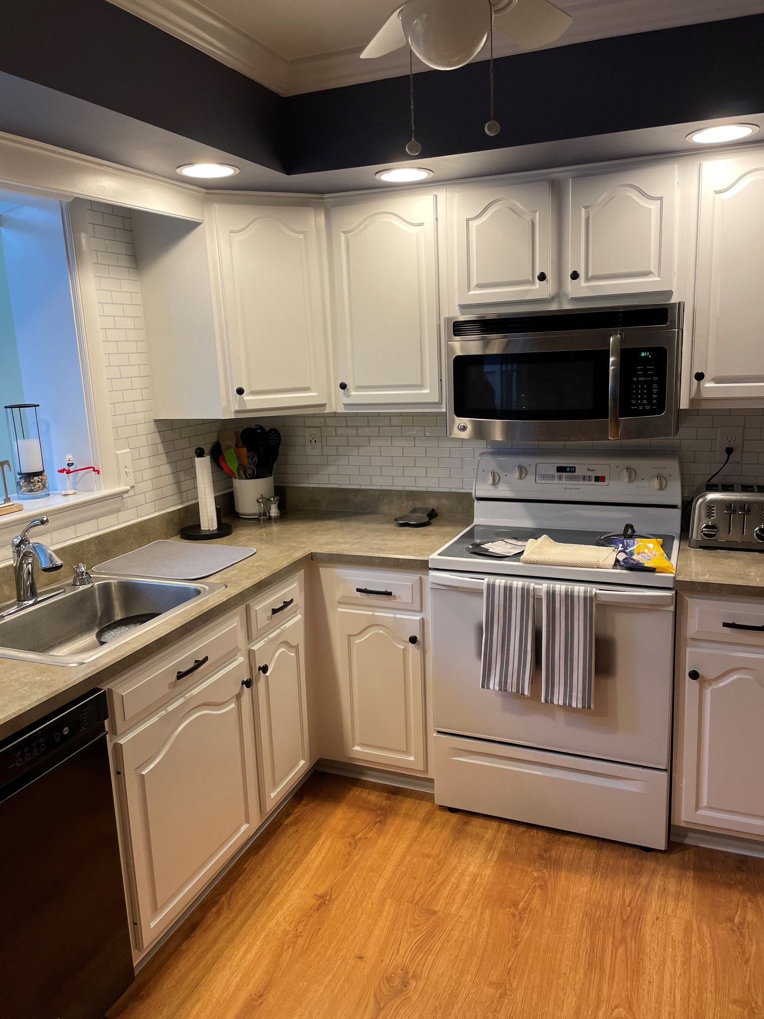 Cabinet Refinishing in Lederach PA