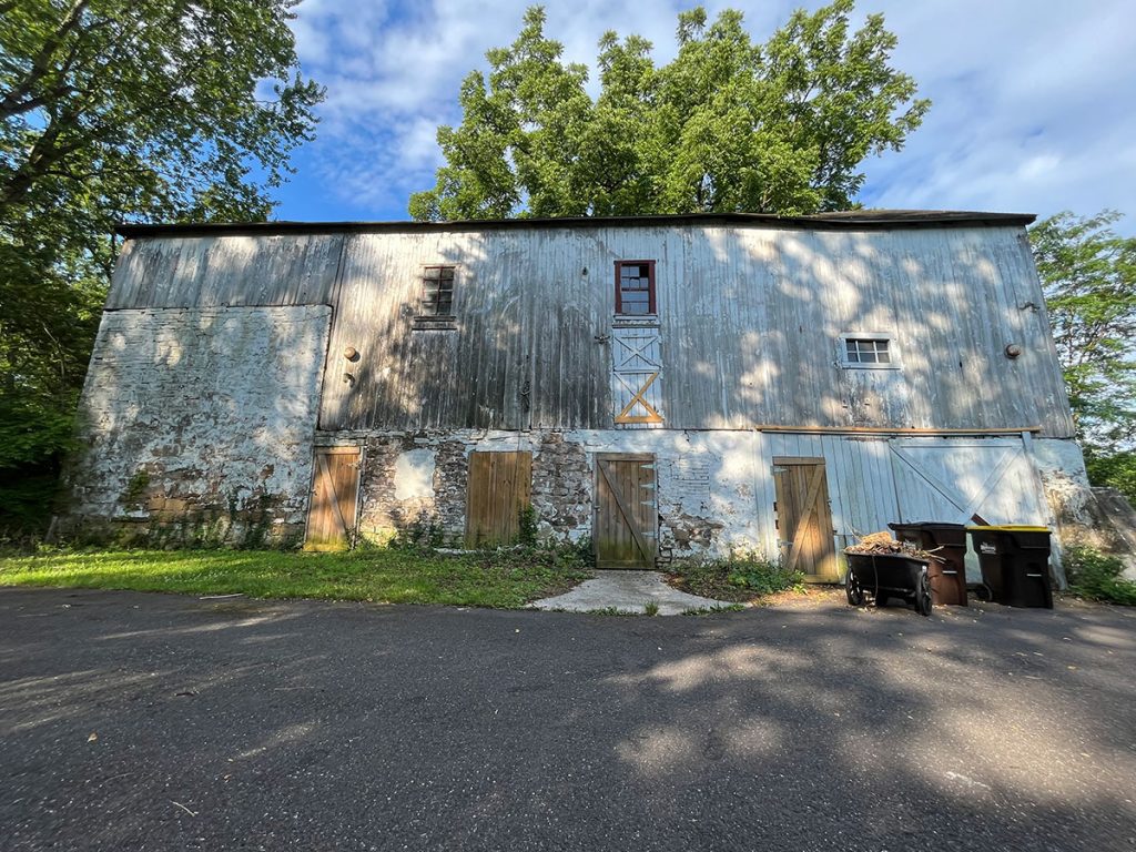 Barn Exterior in Norristown PA (Before)