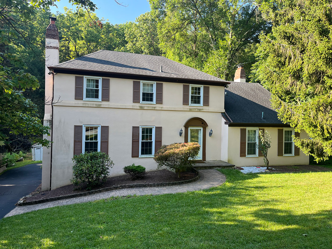 Pheonixville cabinets Before