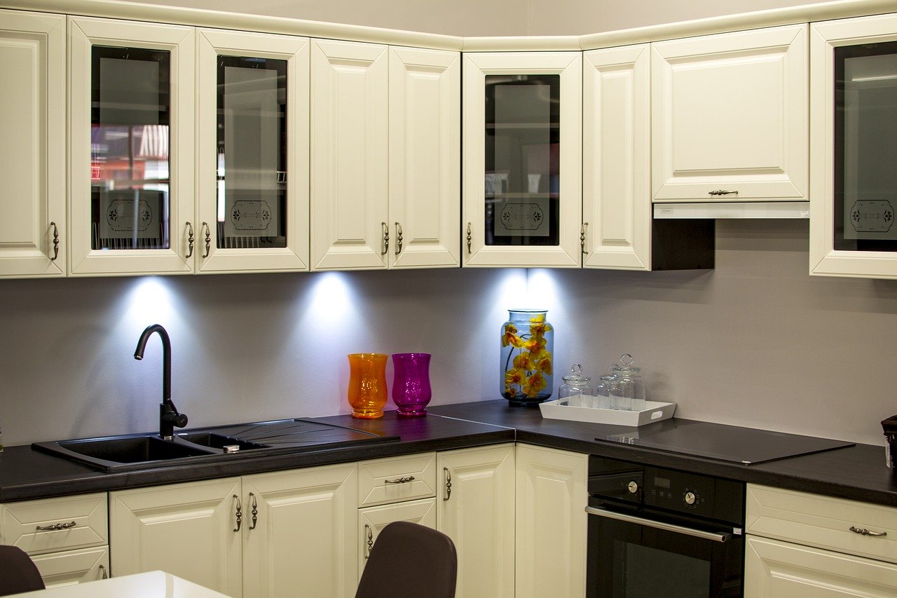 paint kitchen cabinets