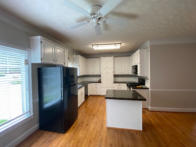 repainted kitchen cabinets in lawrenceville - after