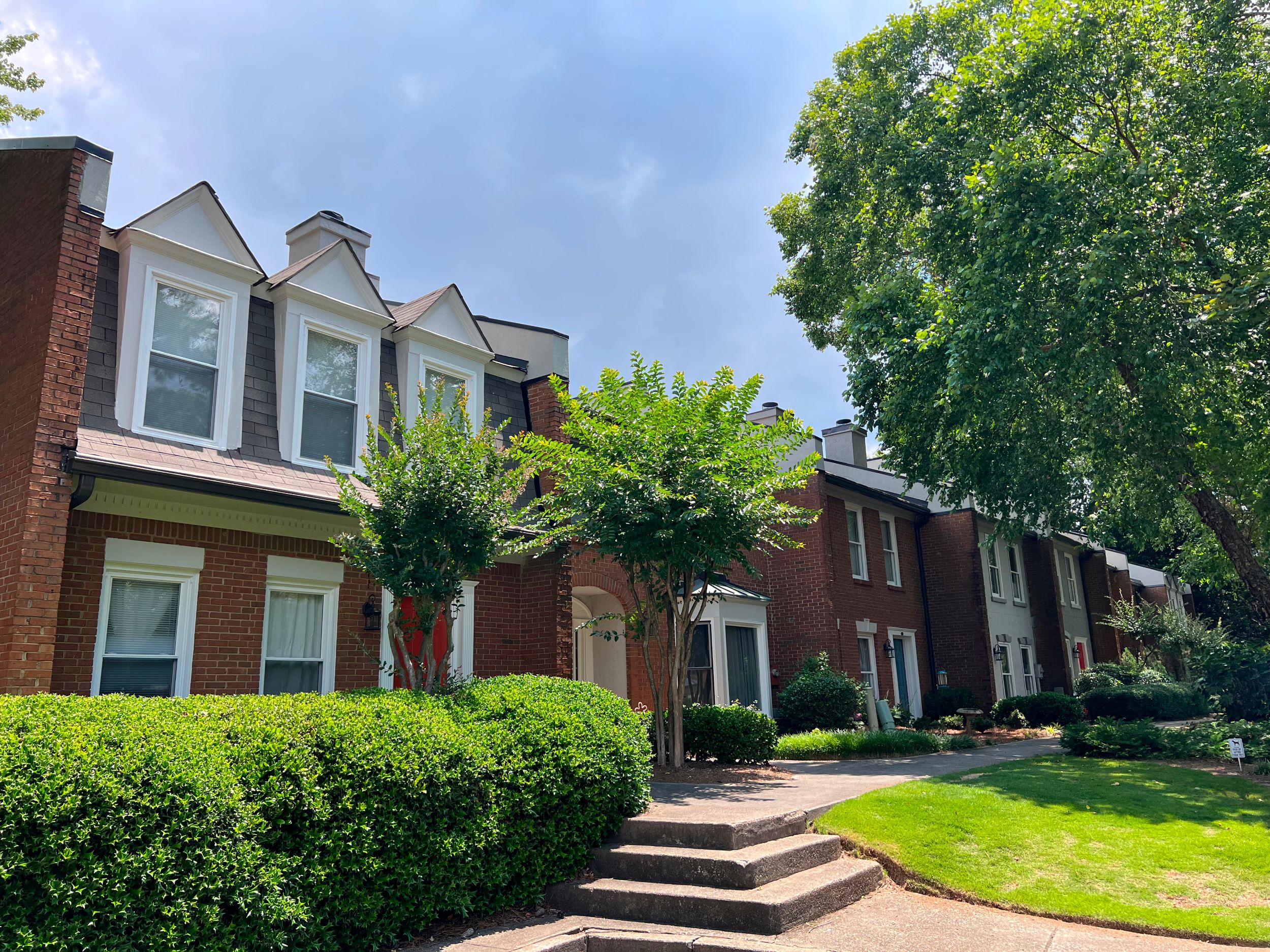 front of apartment complex after repainting