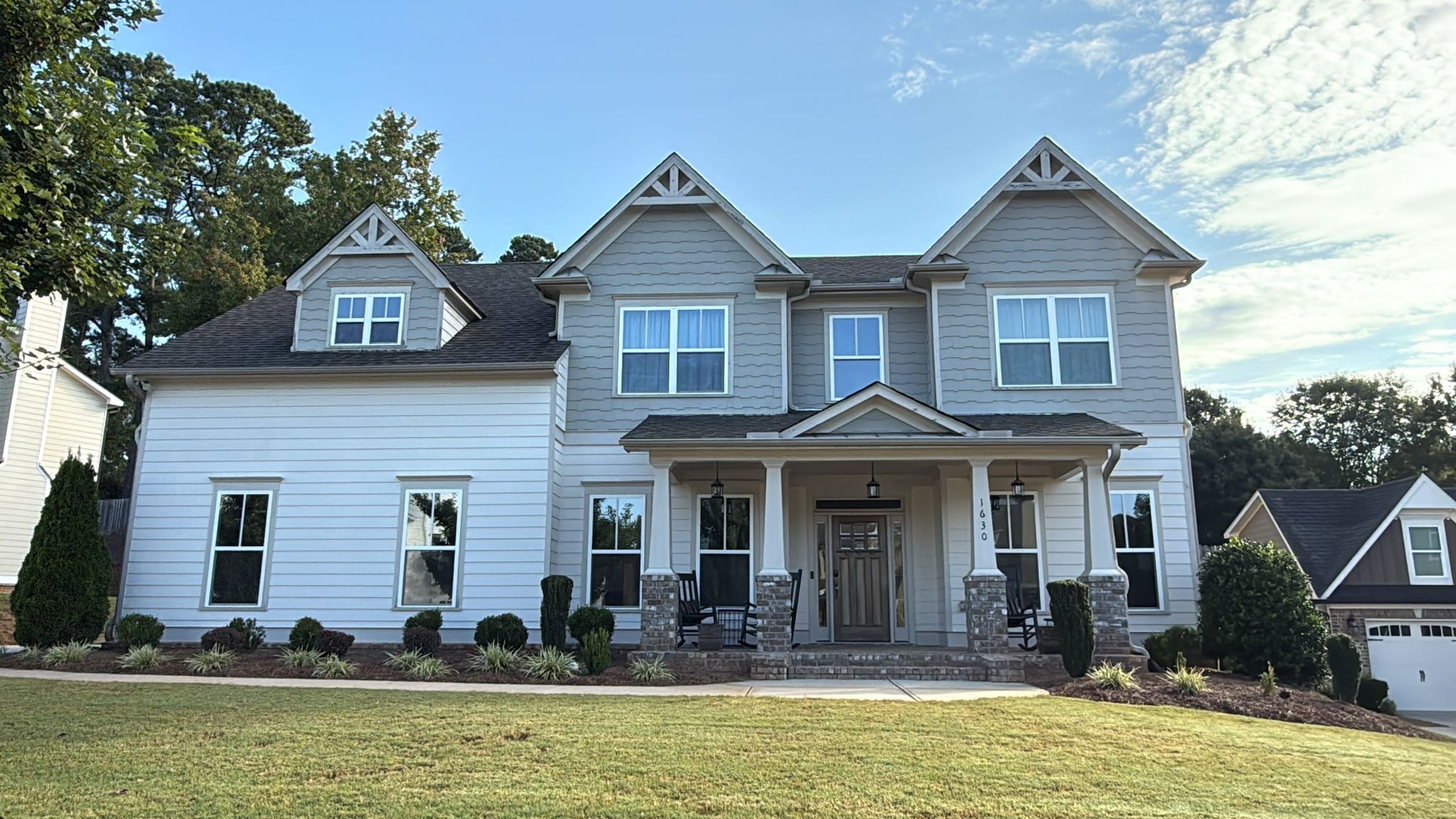 residential exterior before being repainted