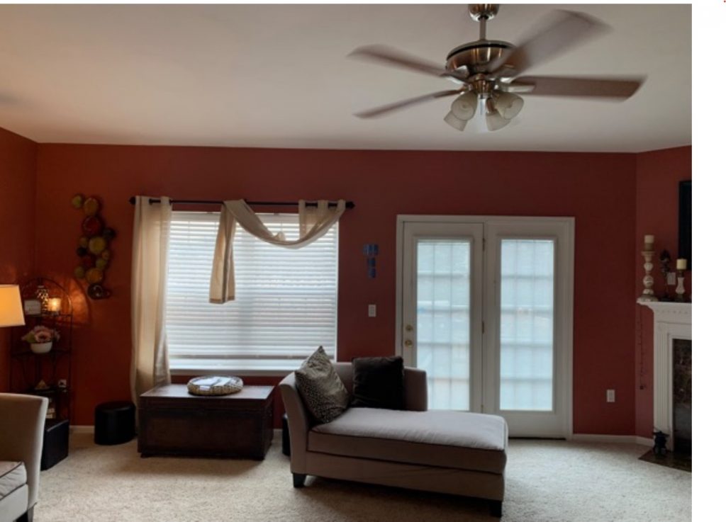 Souderton, PA – Living Room Painting Before