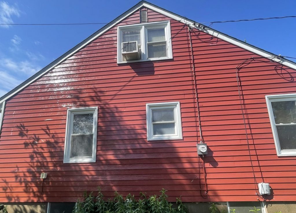 Power Washing & Aluminum Siding Painting Before