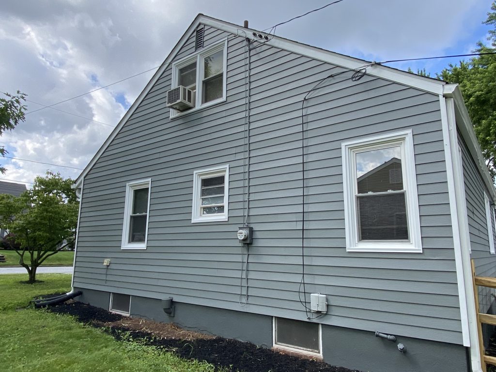 Power Washing & Aluminum Siding Painting After