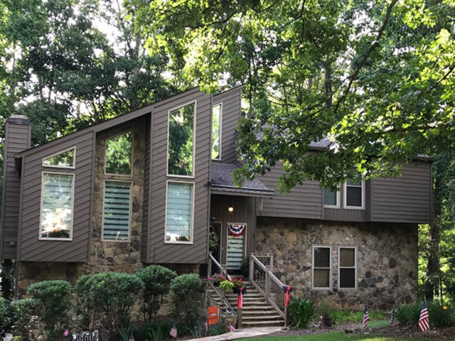 photo of repainted home in roswell georgia - before