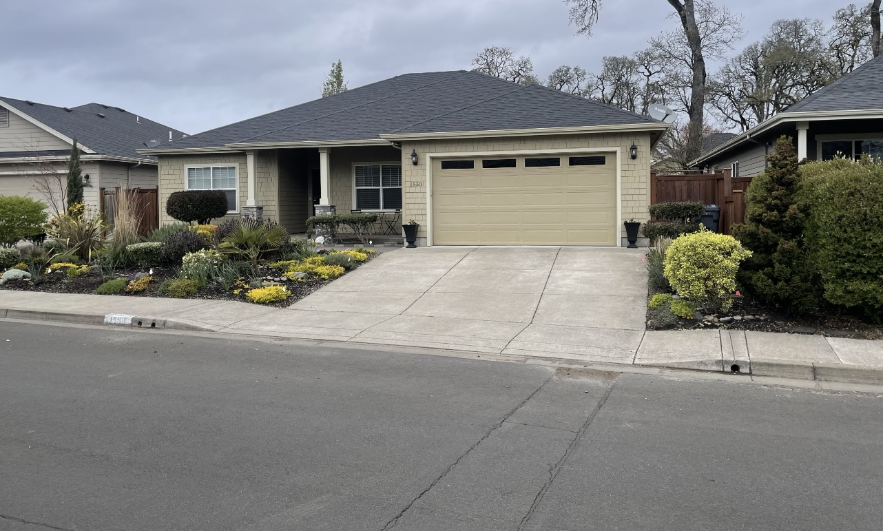 Residential Exterior in Eugene, OR Before