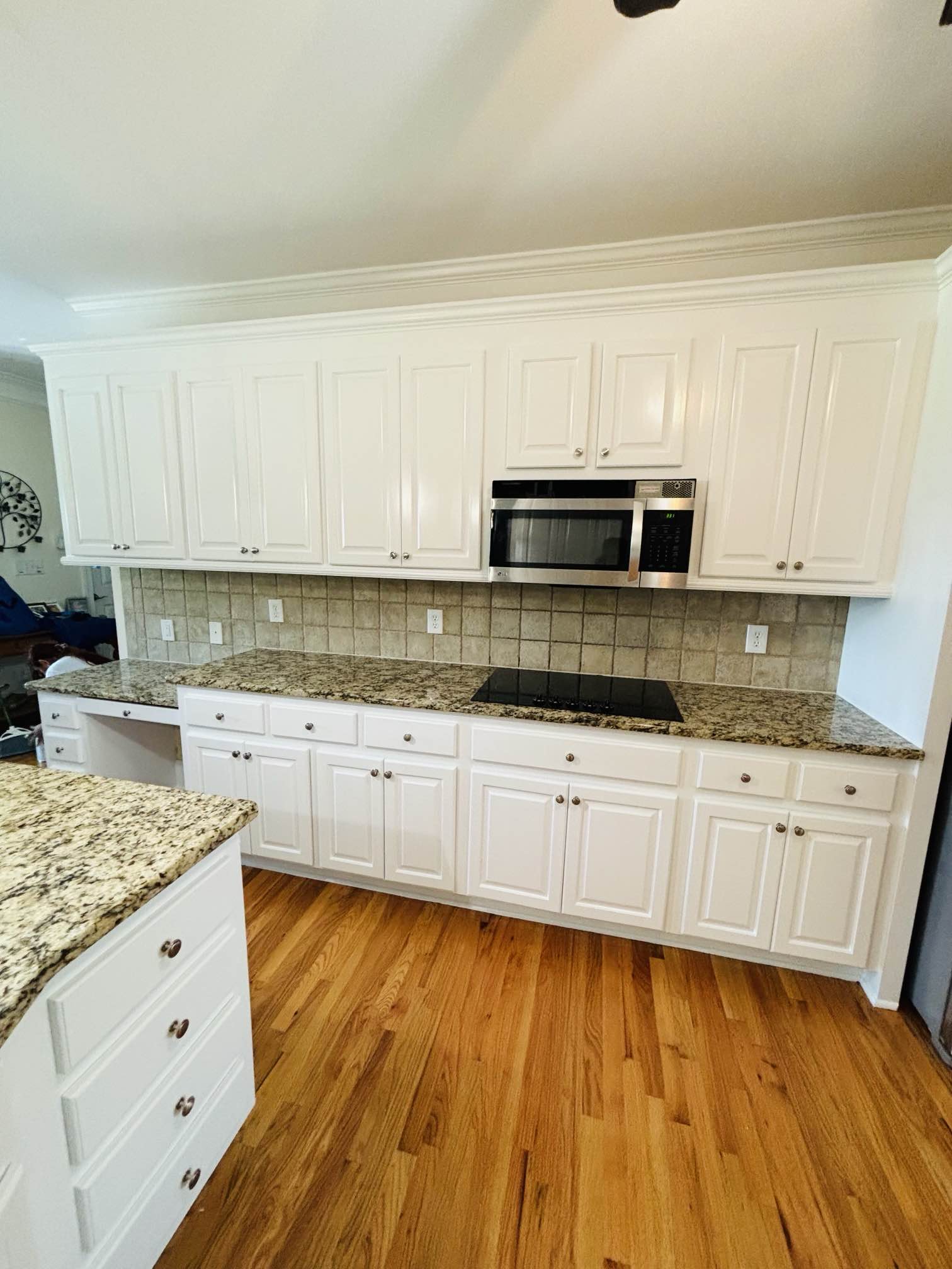 Cabinets - Kitchen