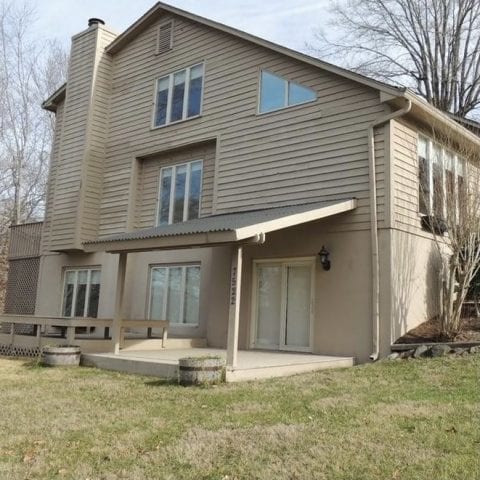 Clapboard Siding Painting in Clemmons Before