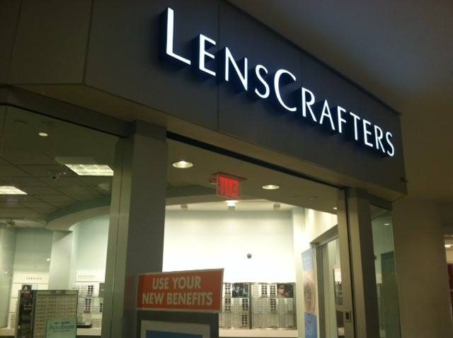 Interior painter for mall retail