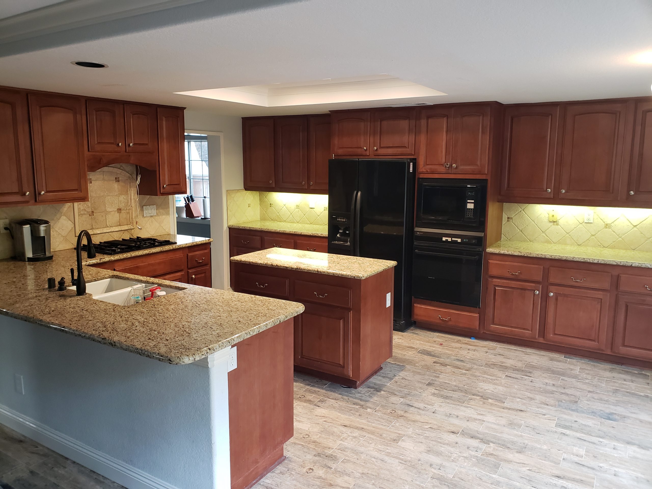 Before kitchen cabinet painting