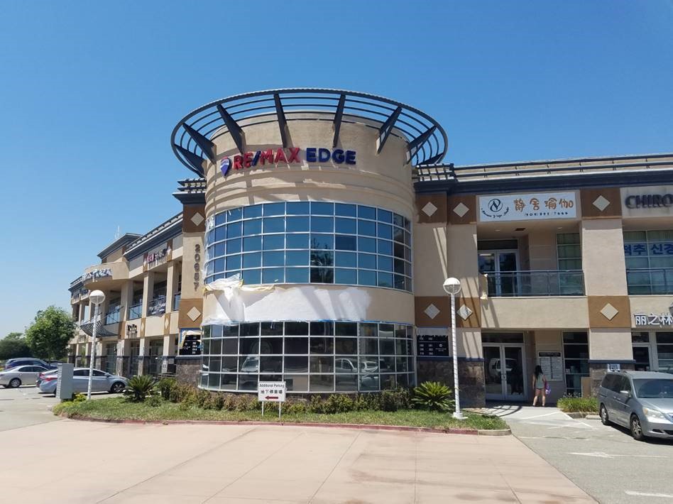 before painting hollenbeck office