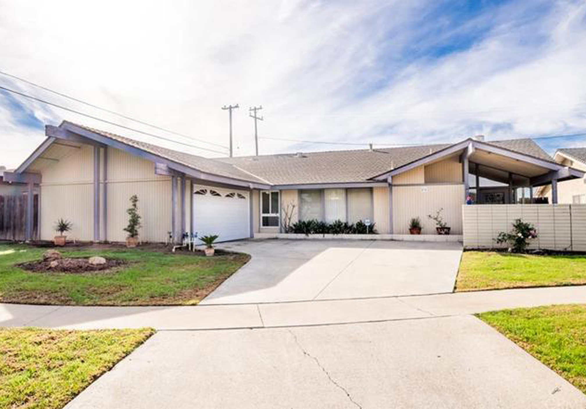 before photo of house painting in placentia, ca