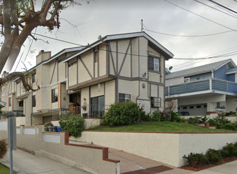 Townhome Painting Service Before