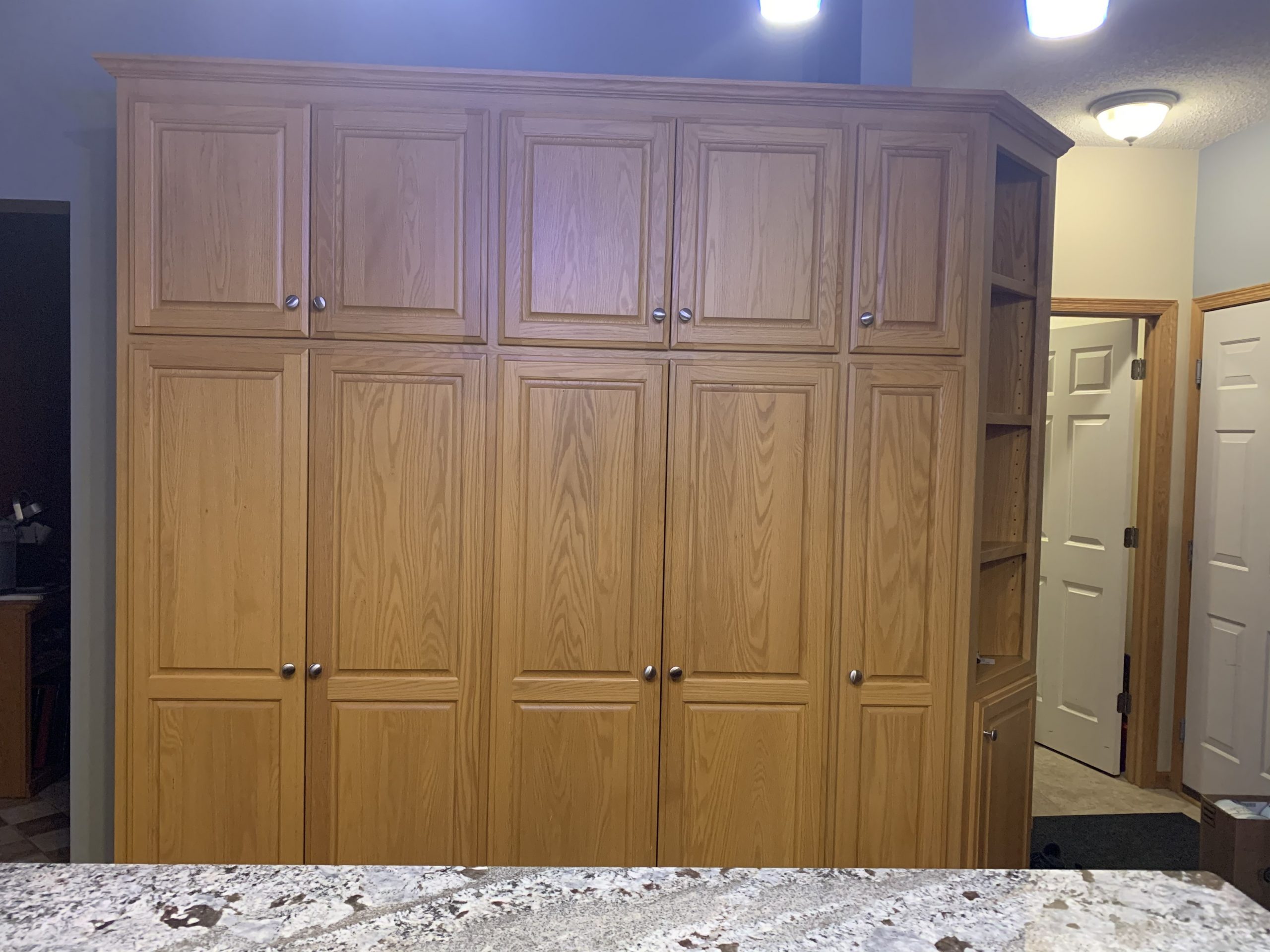 Twin Cities Cabinet Refinishing and Repainting Before