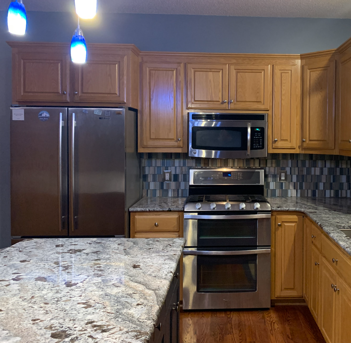 Twin Cities Cabinet Refinishing and Repainting Before