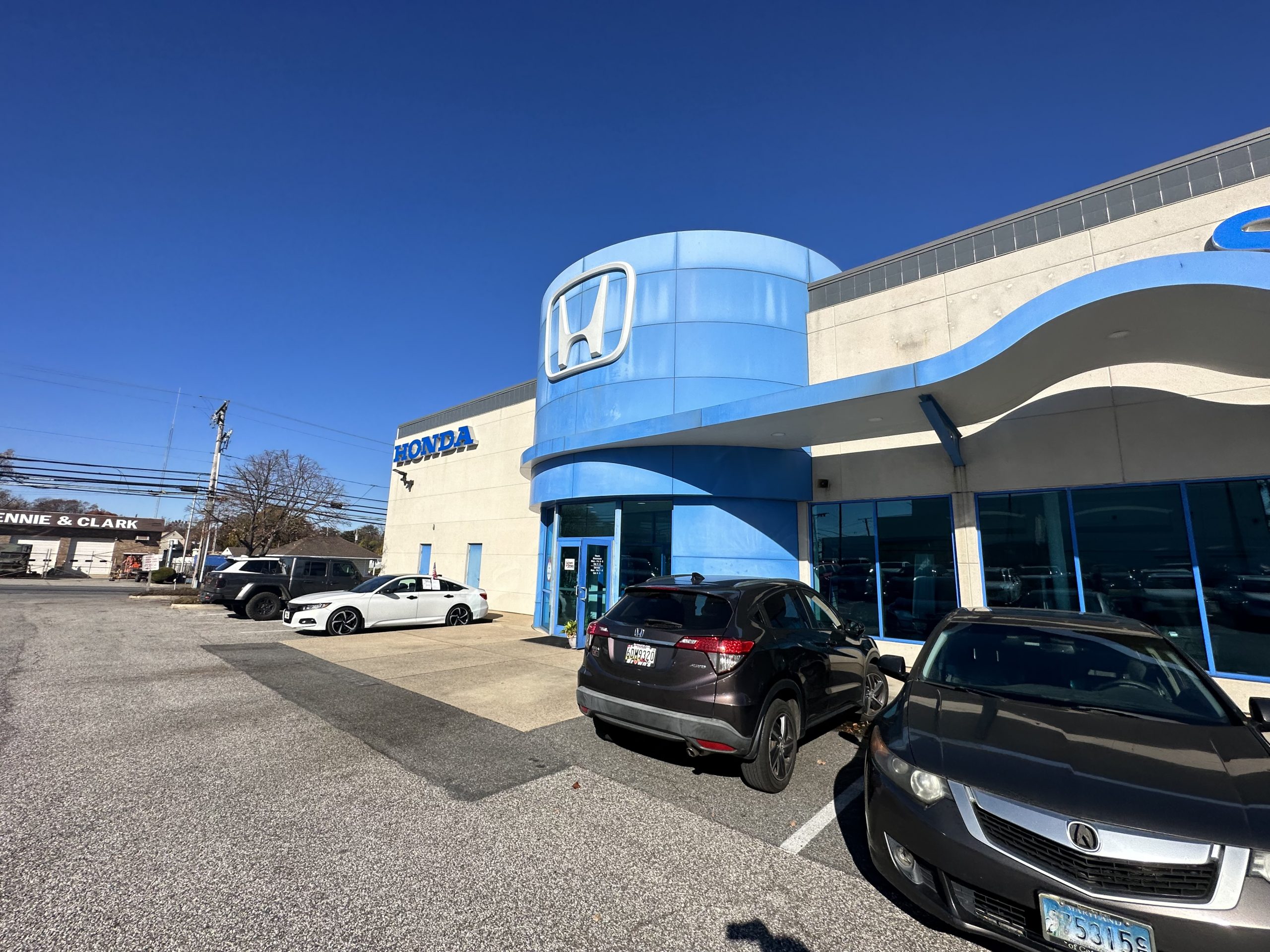 Honda Dealership Paint Restoration Before