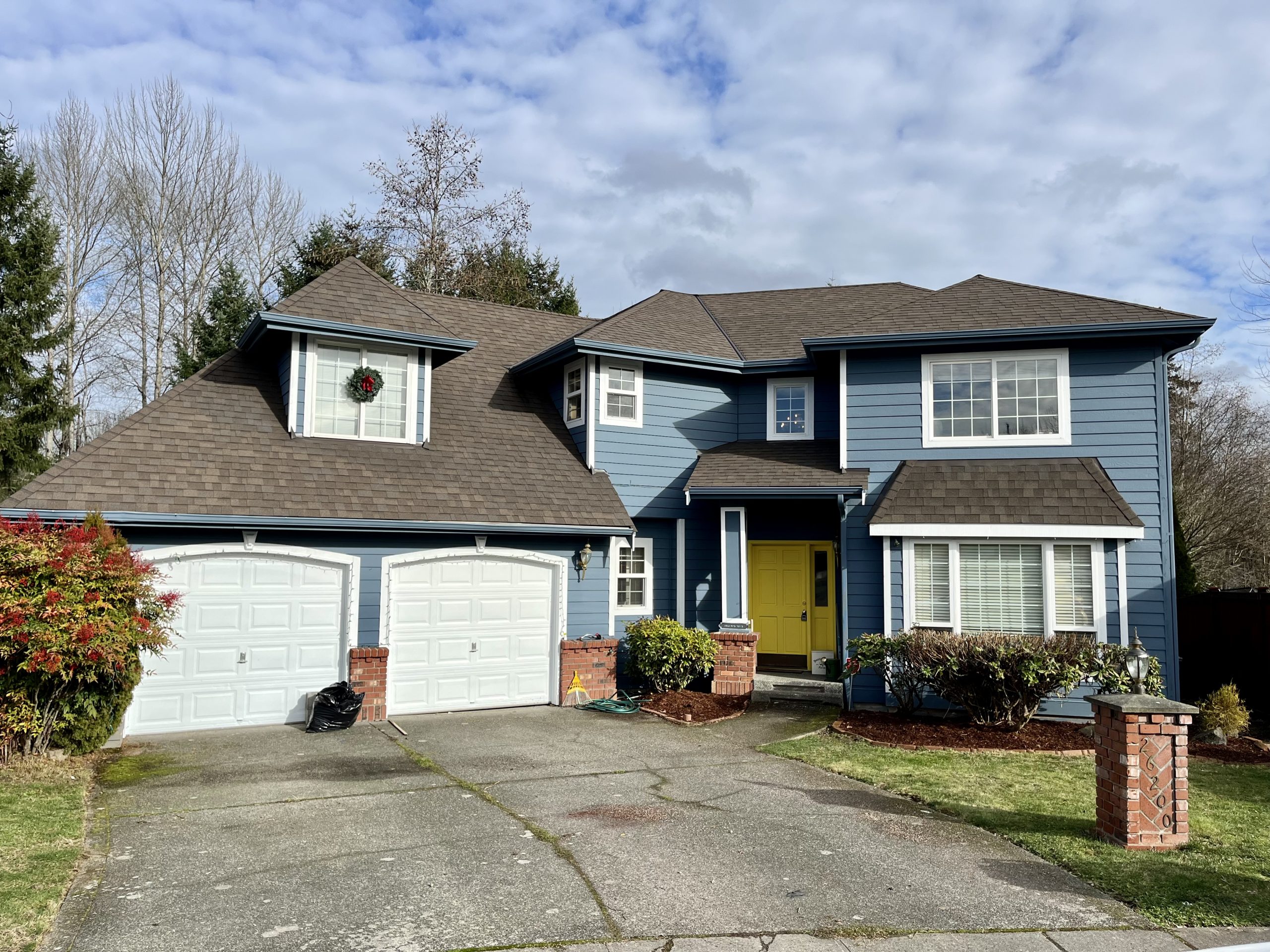 Before View of exterior home