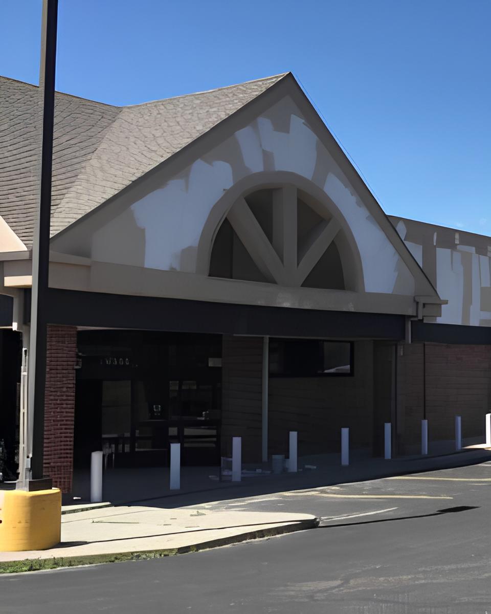 Walgreens Exterior Repaint Before