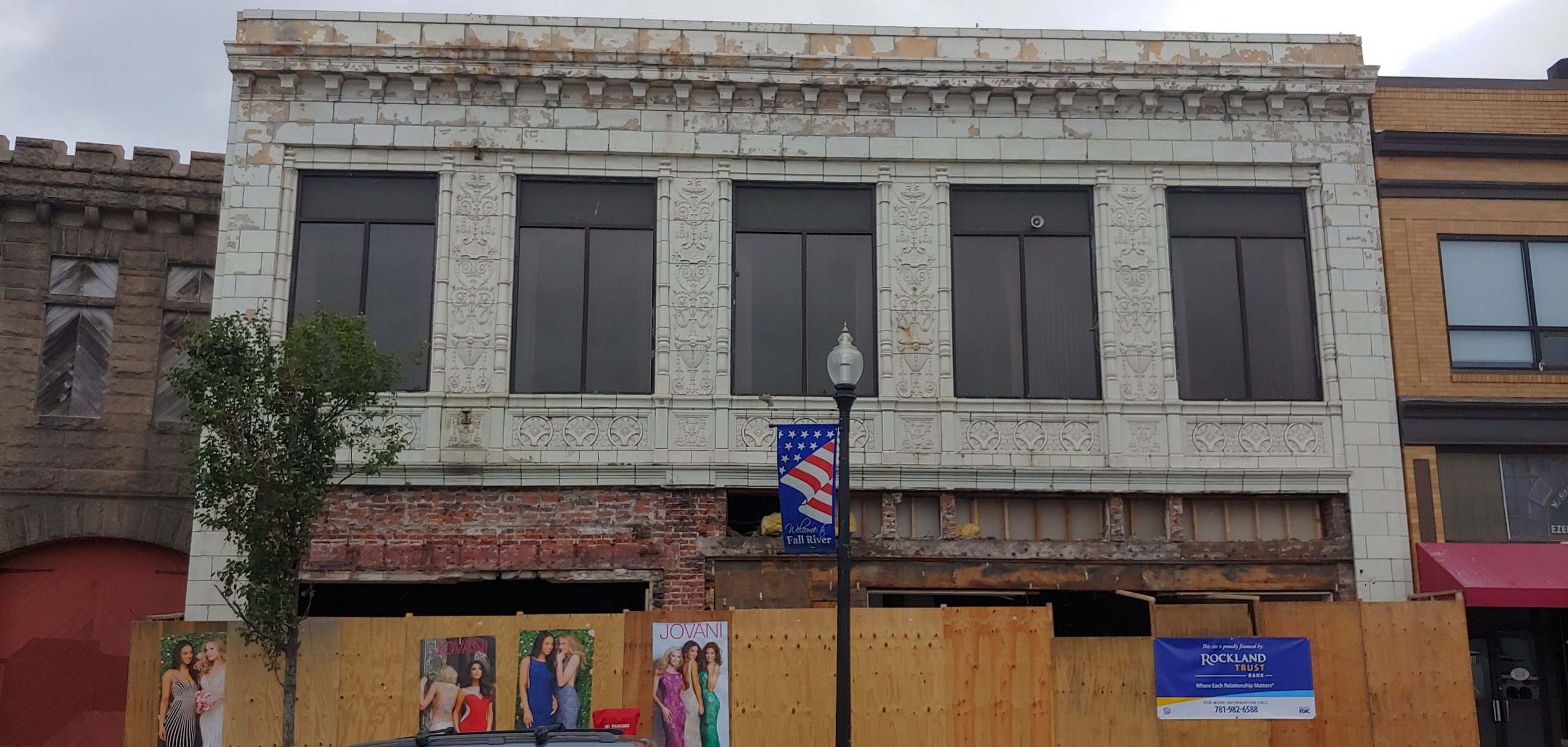 Alexandras Boutique Painting Project Before