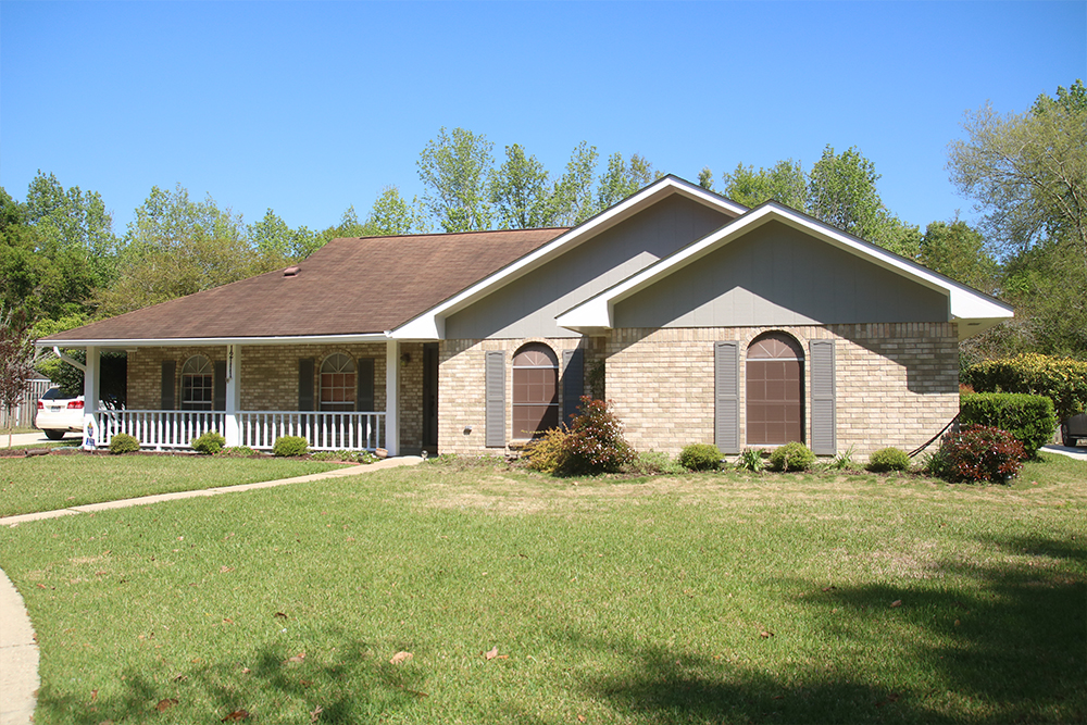 Baton Rouge Brick and Paint Exterior Before & After After