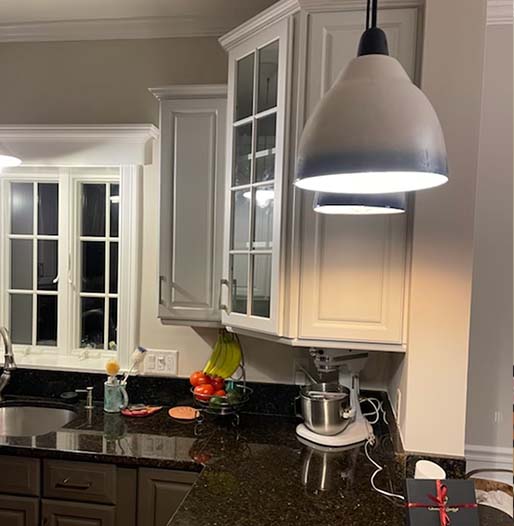 white painted kitchen cabinets