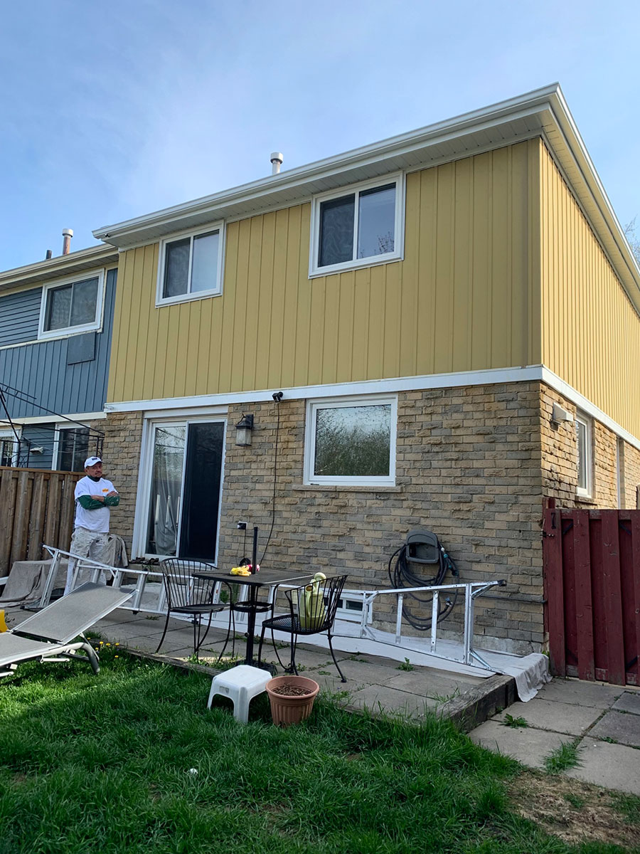 Brampton ON Exterior Painting Before