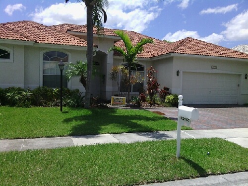 professional exterior painting by CertaPro in Southwest Ranches