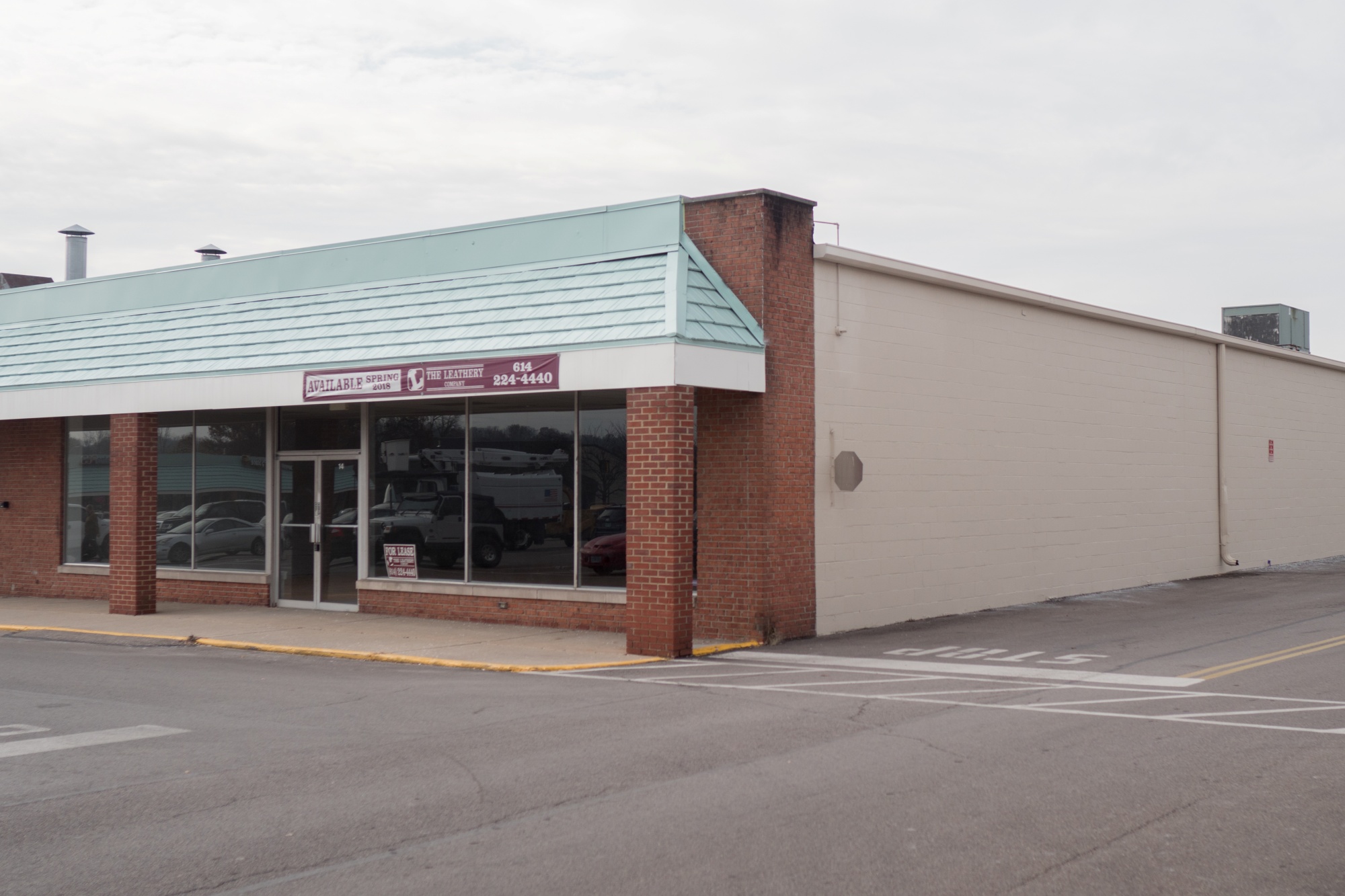 Corner store repainting