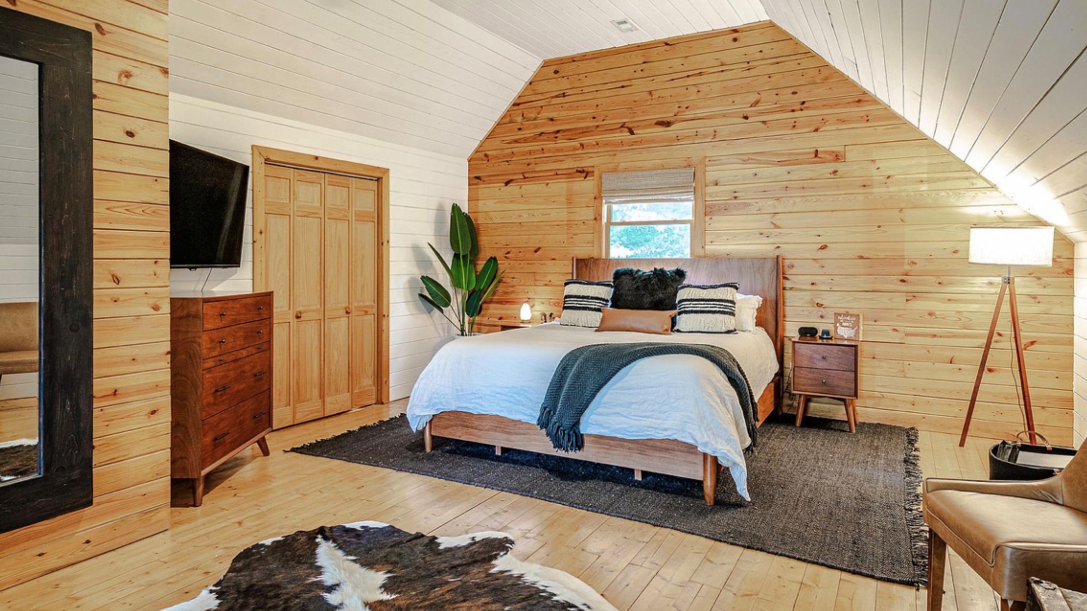 Cabin Interior Painting / Staining