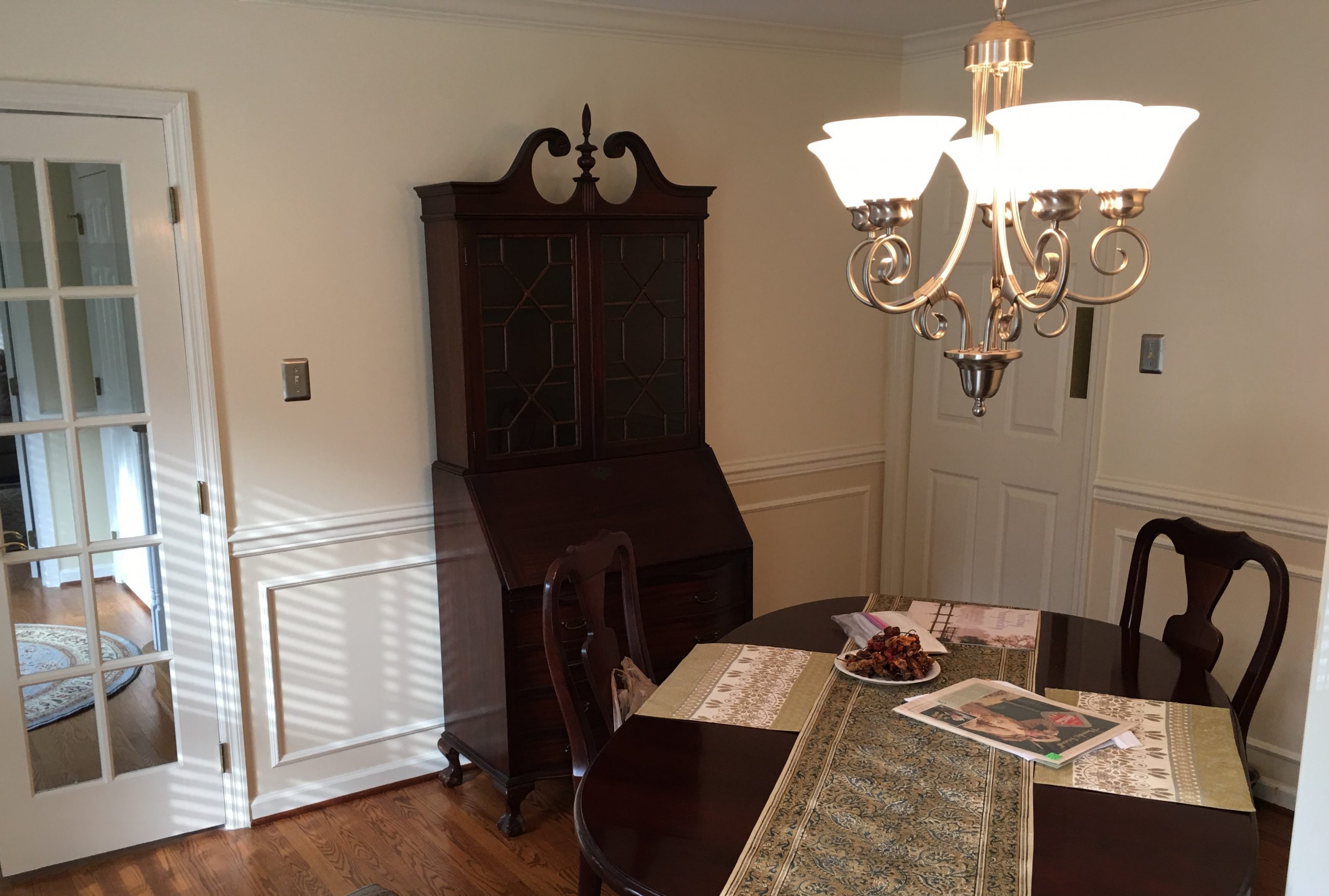 Dining Room Trim & Wainscoting