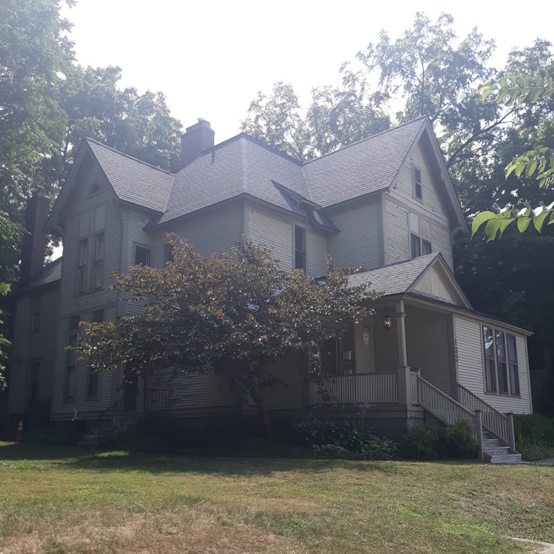 Exterior painting project in Grand Rapids, MI