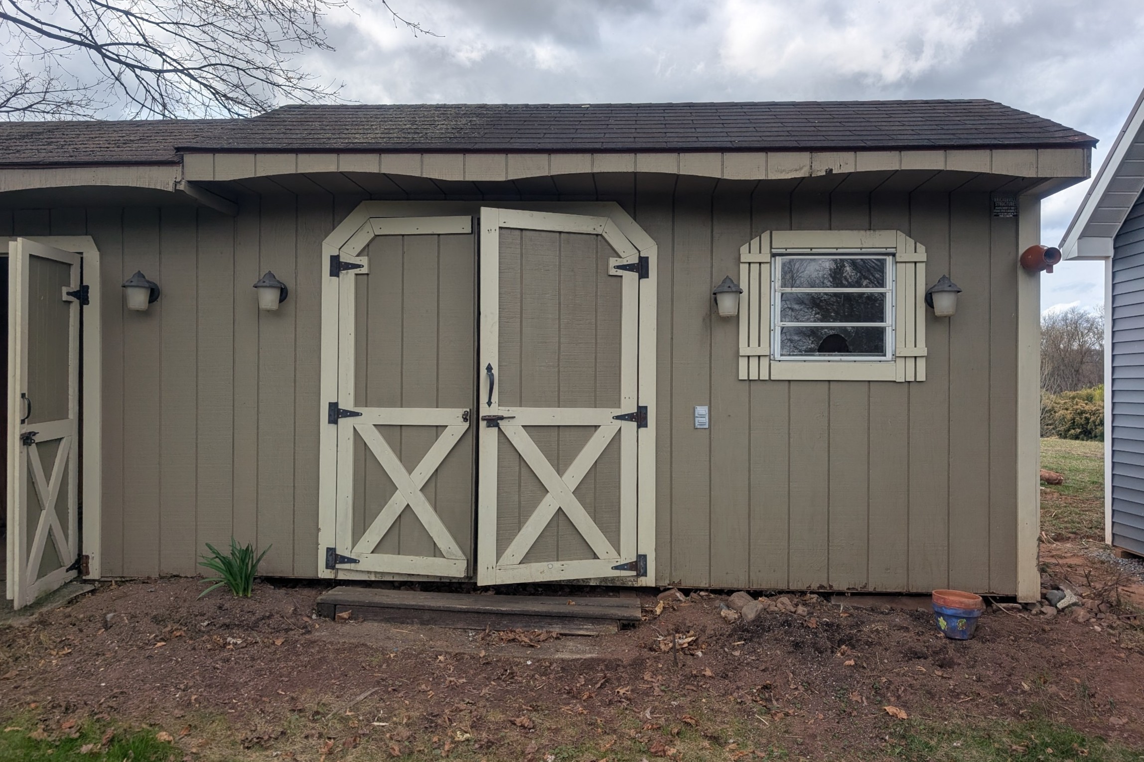Shed Painting in Hummelstown, PA Before