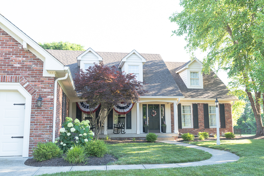 exterior painting of porch banisters