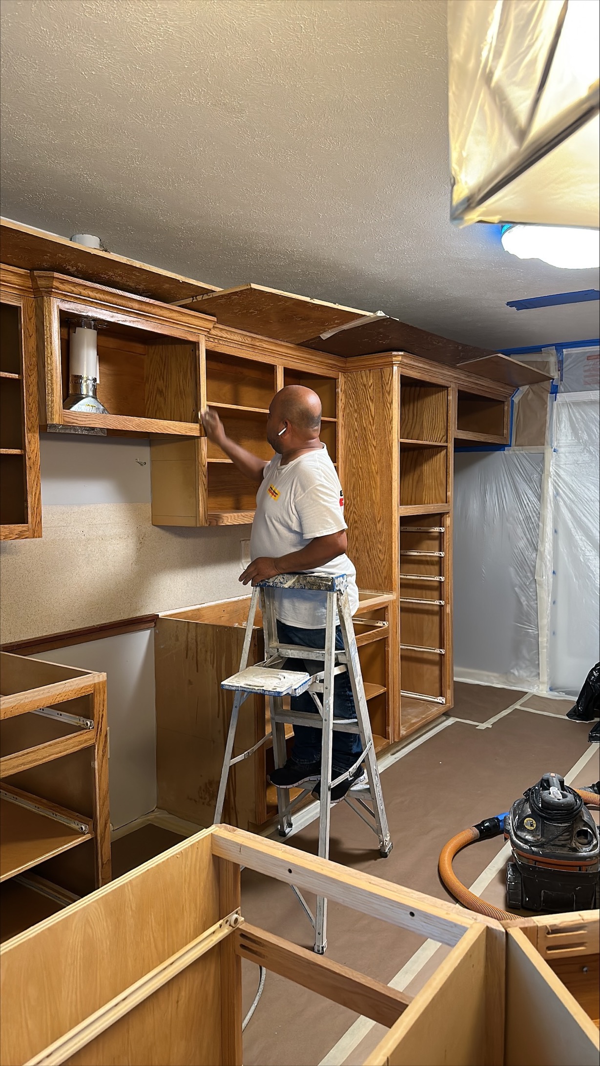 Residential Cabinet Painting