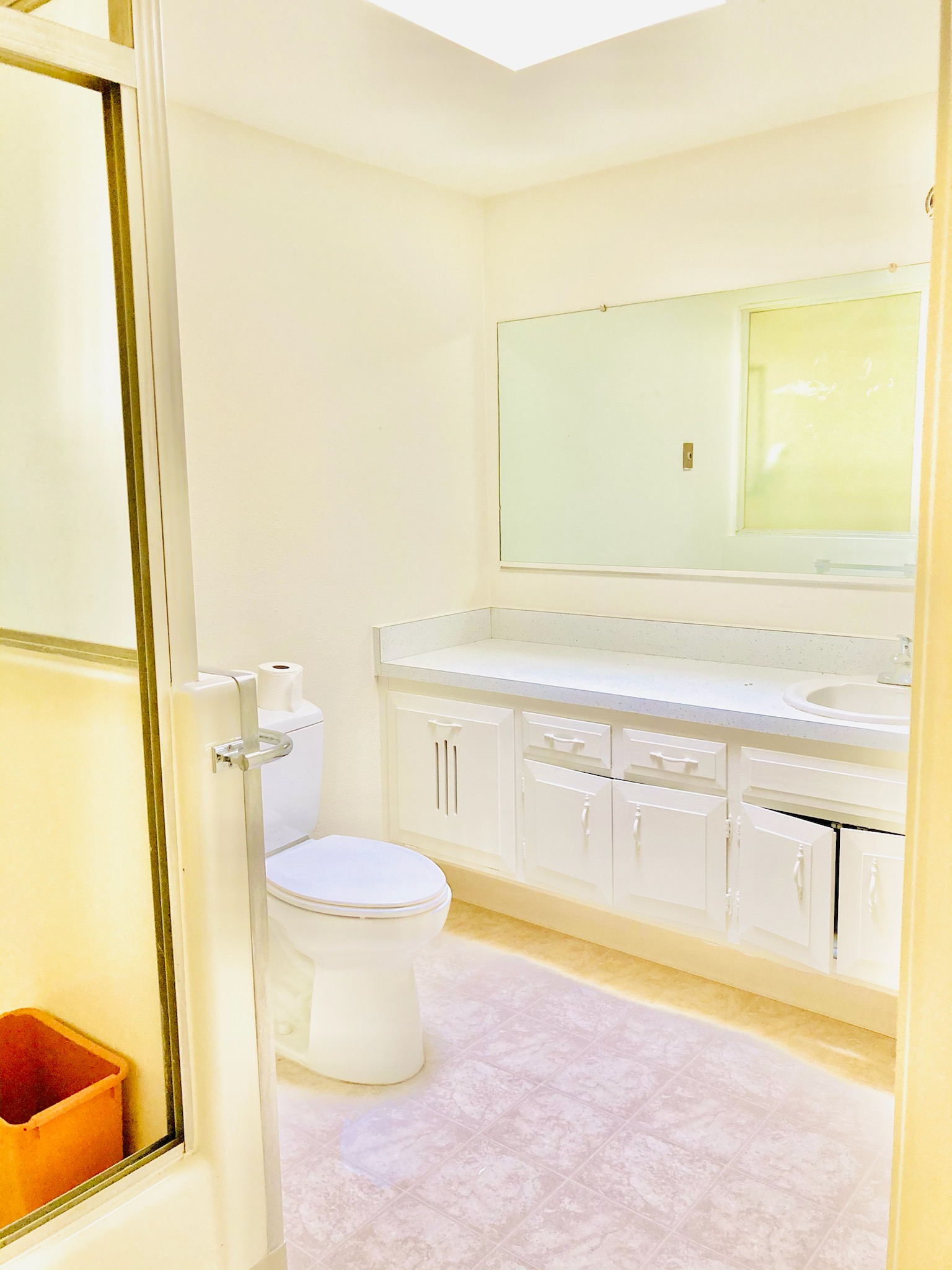 painting and priming kitchen cabinets