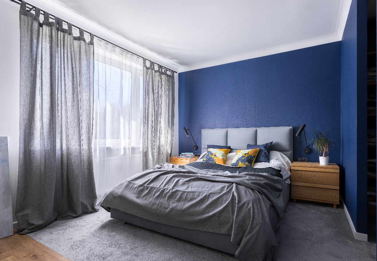 gray-and-blue-room