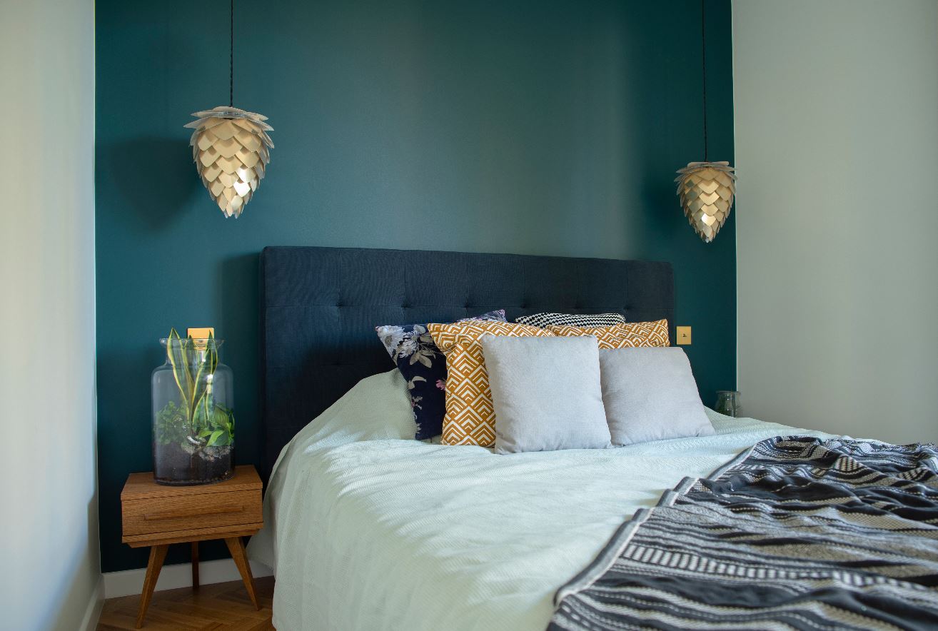 gray and green painted room