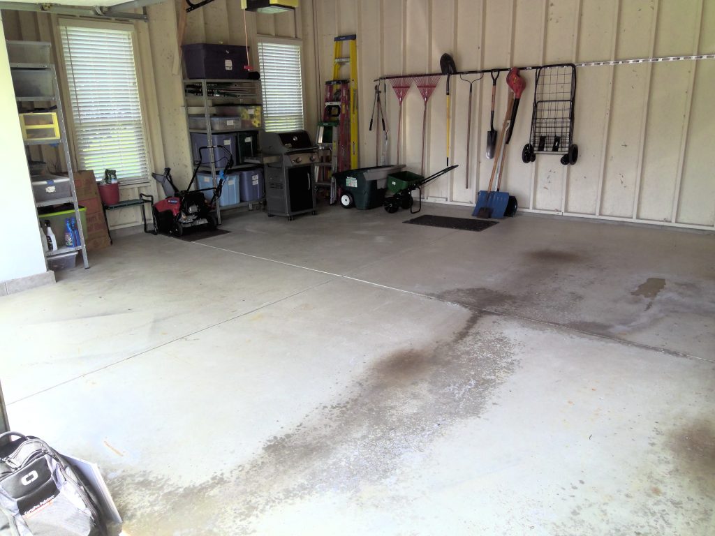 Garage Floor – Milwaukee, WI Before